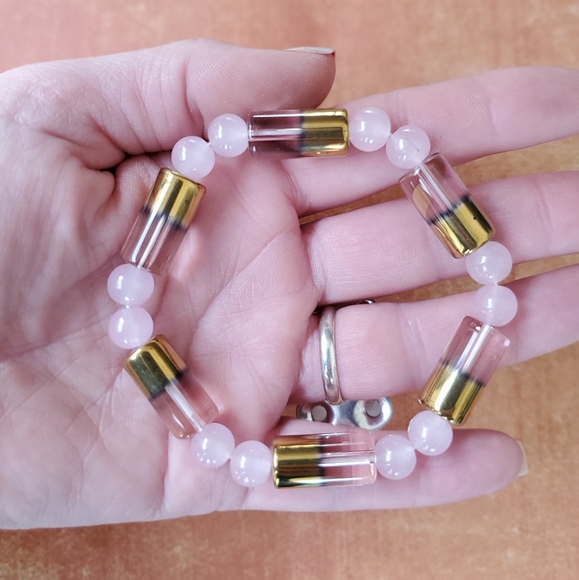 New Unique Rose Quartz Ball Stretchy Bracelet. - Picture 8 of 8